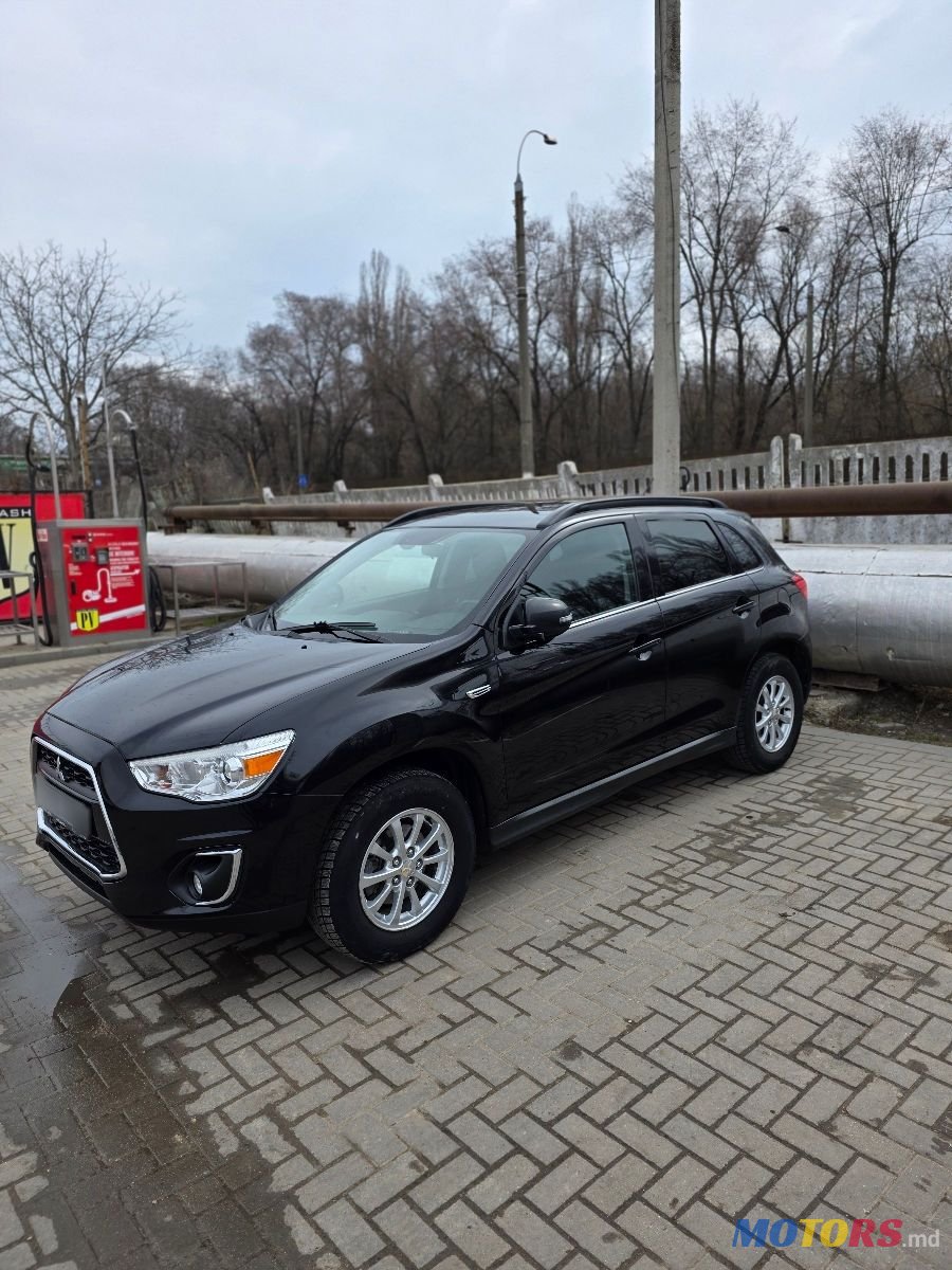 2014' Mitsubishi ASX photo #4