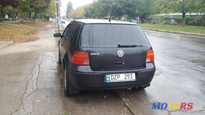 2000' Volkswagen Golf photo #2