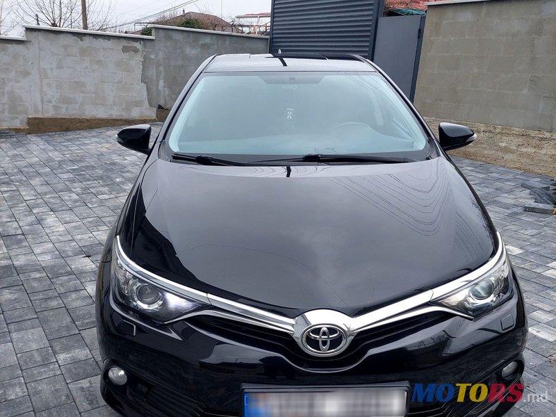 2016' Toyota Auris photo #1