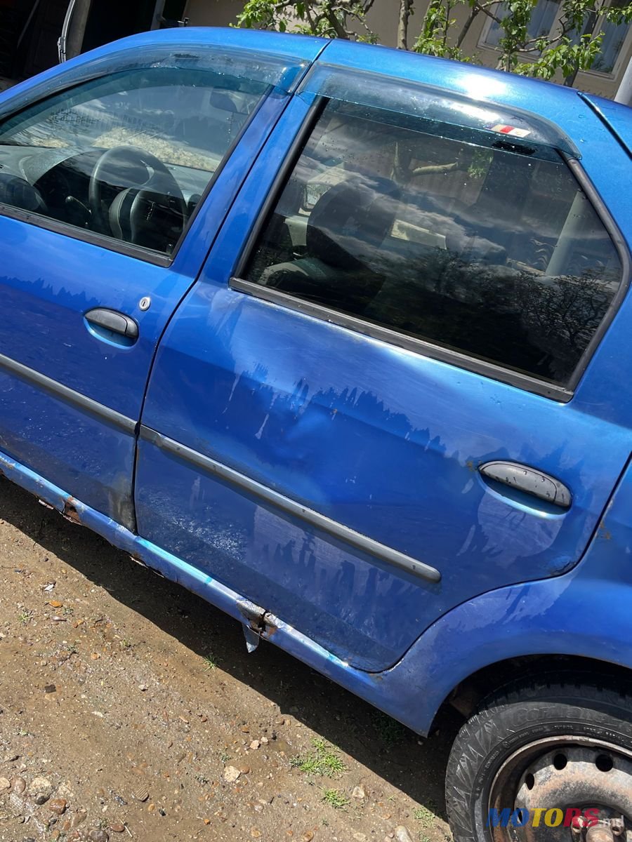 2005' Dacia Logan photo #4