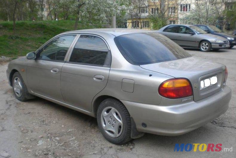 1999' Kia Sephia photo #4