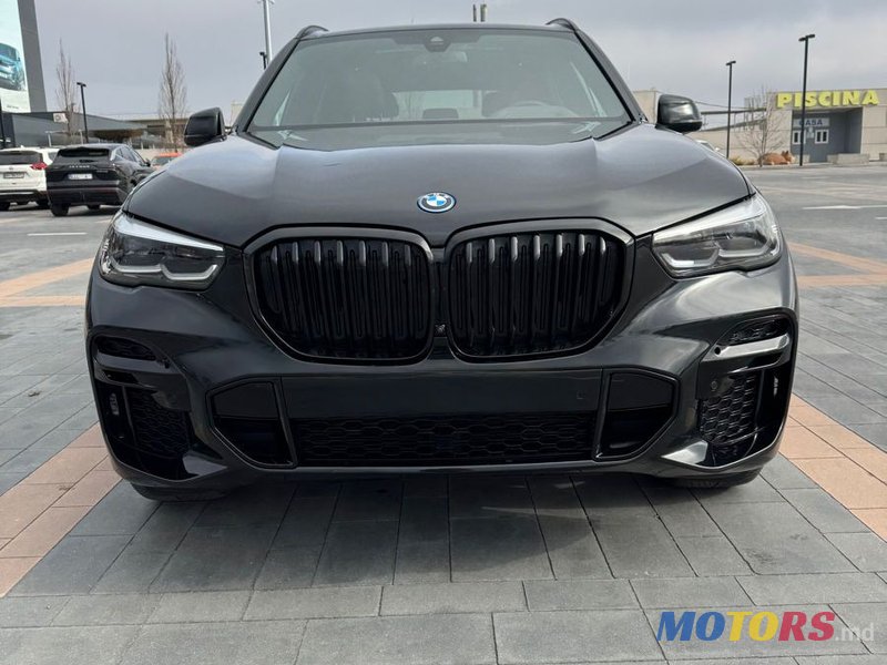 2022' BMW X5 photo #3