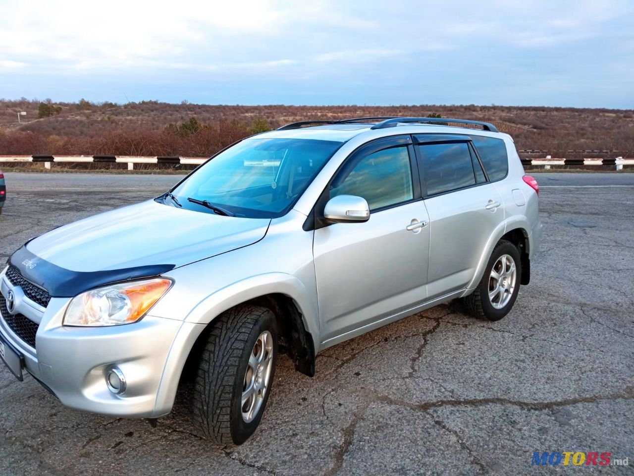 2010' Toyota RAV4 photo #4