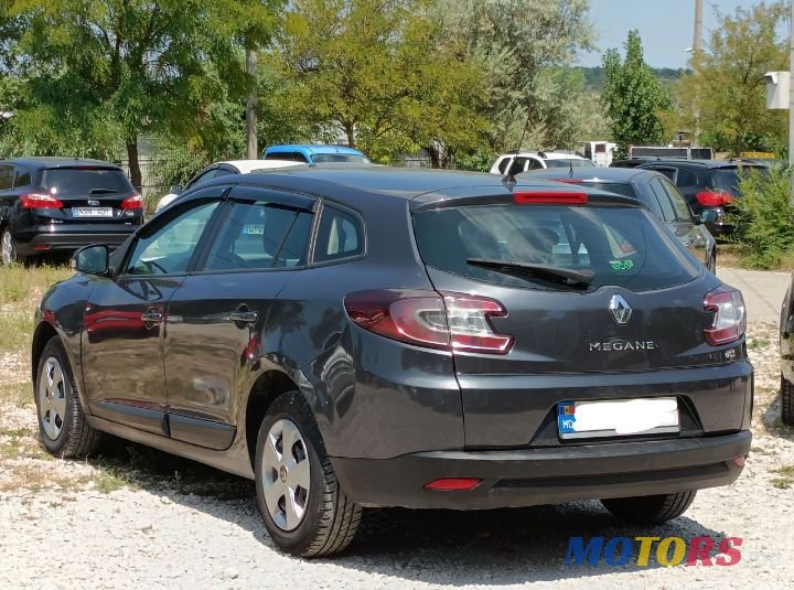 2012' Renault Megane photo #4