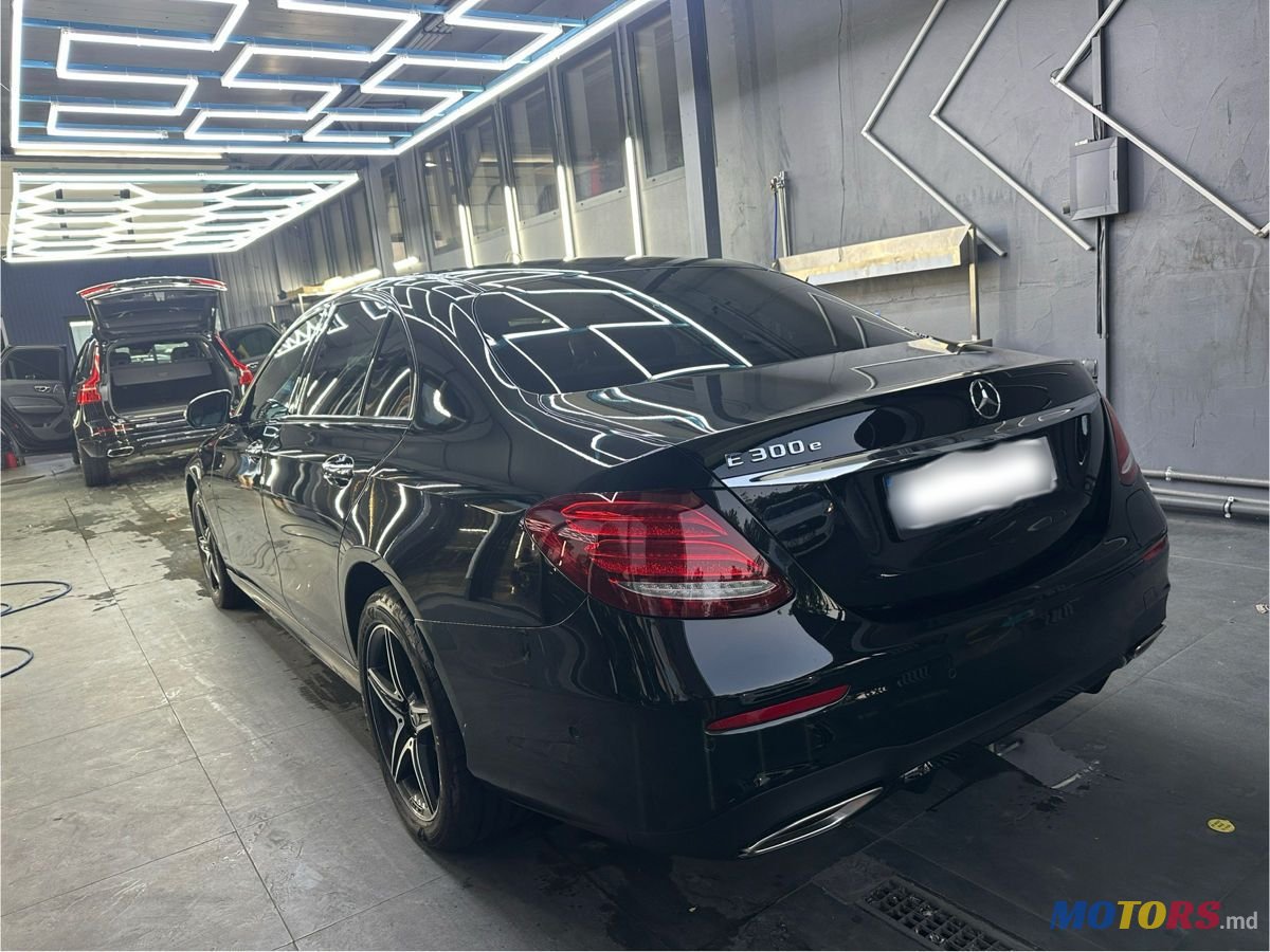 2019' Mercedes-Benz E-Class photo #5