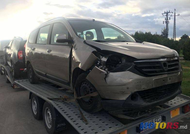 2012' Dacia Lodgy photo #2