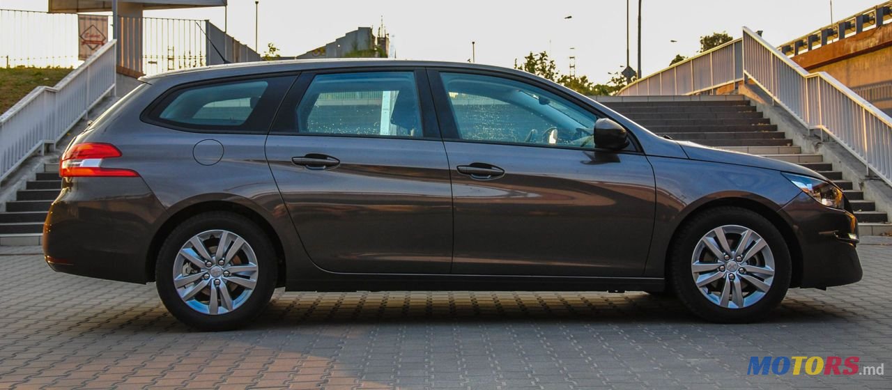 2019' Peugeot 308 photo #6