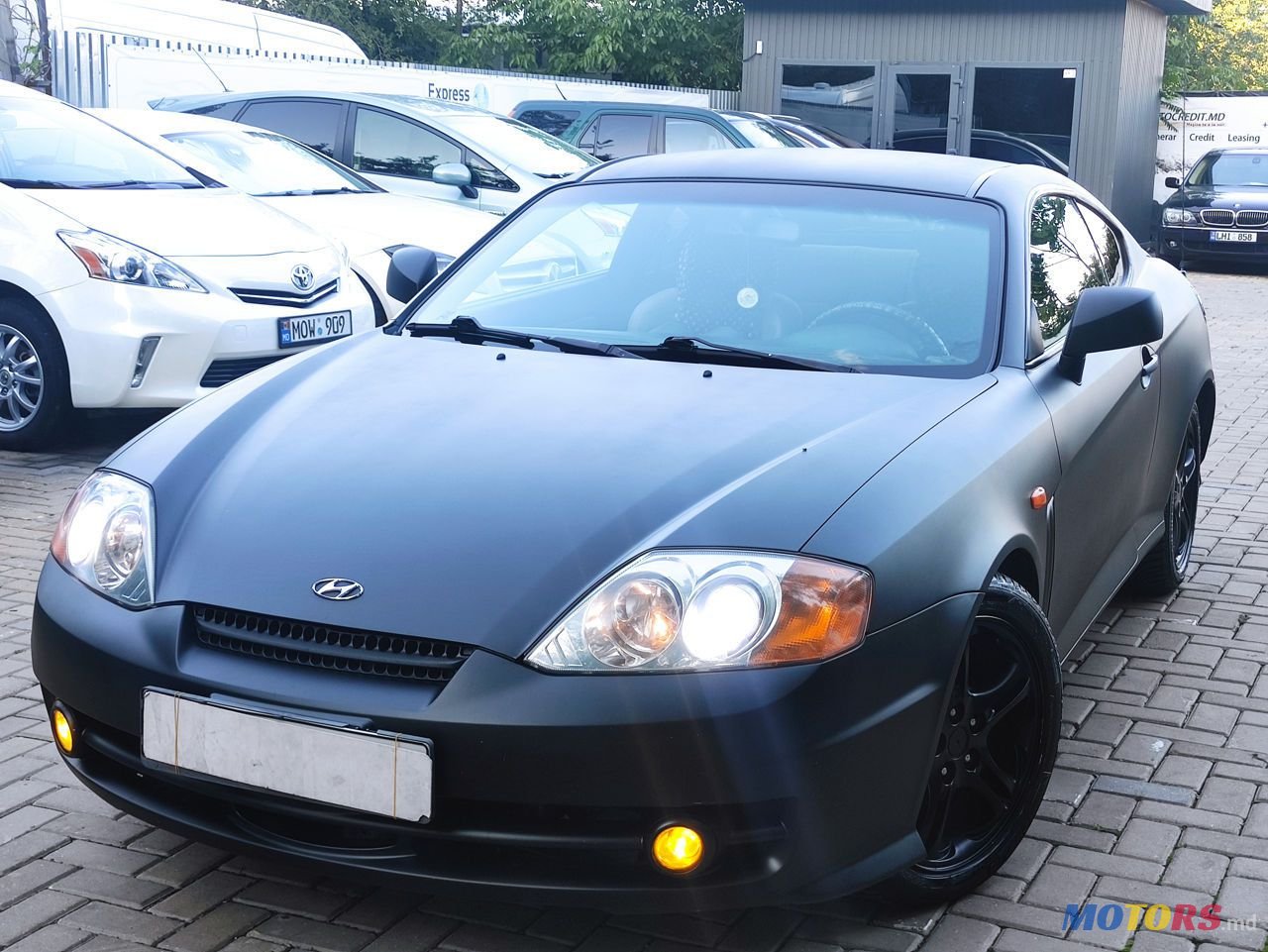 2004' Hyundai Coupe photo #1