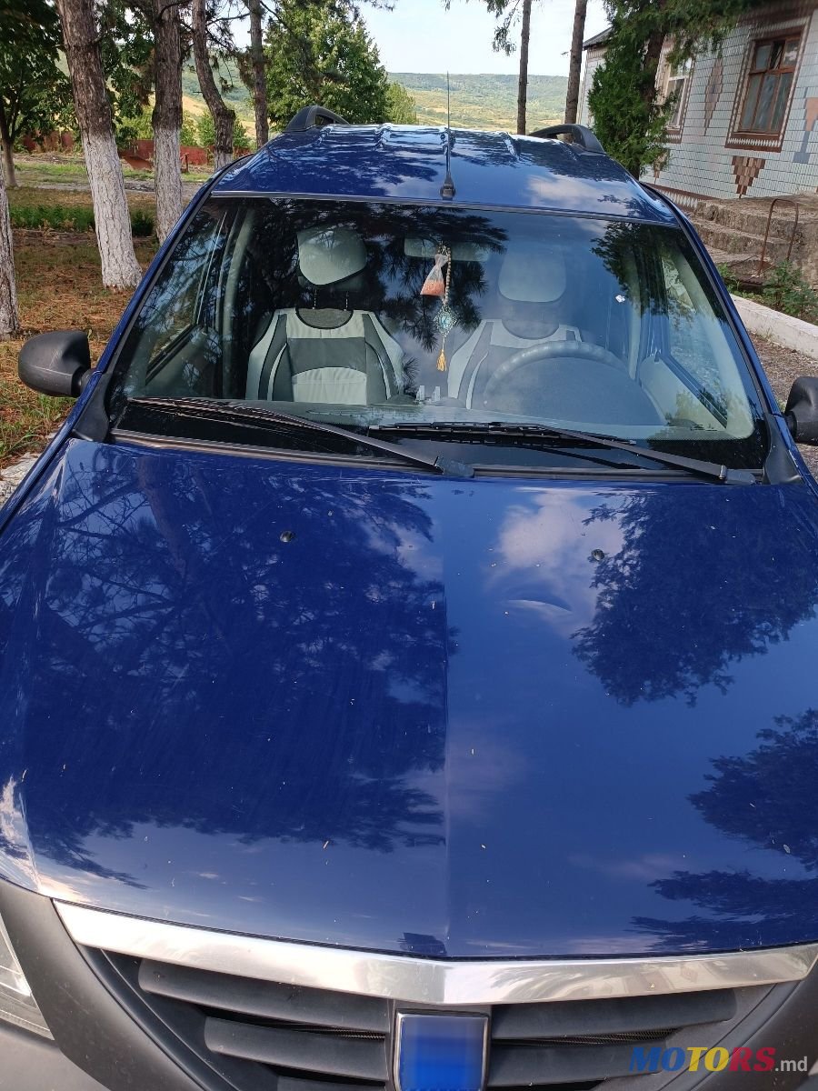 2008' Dacia Logan Mcv photo #3