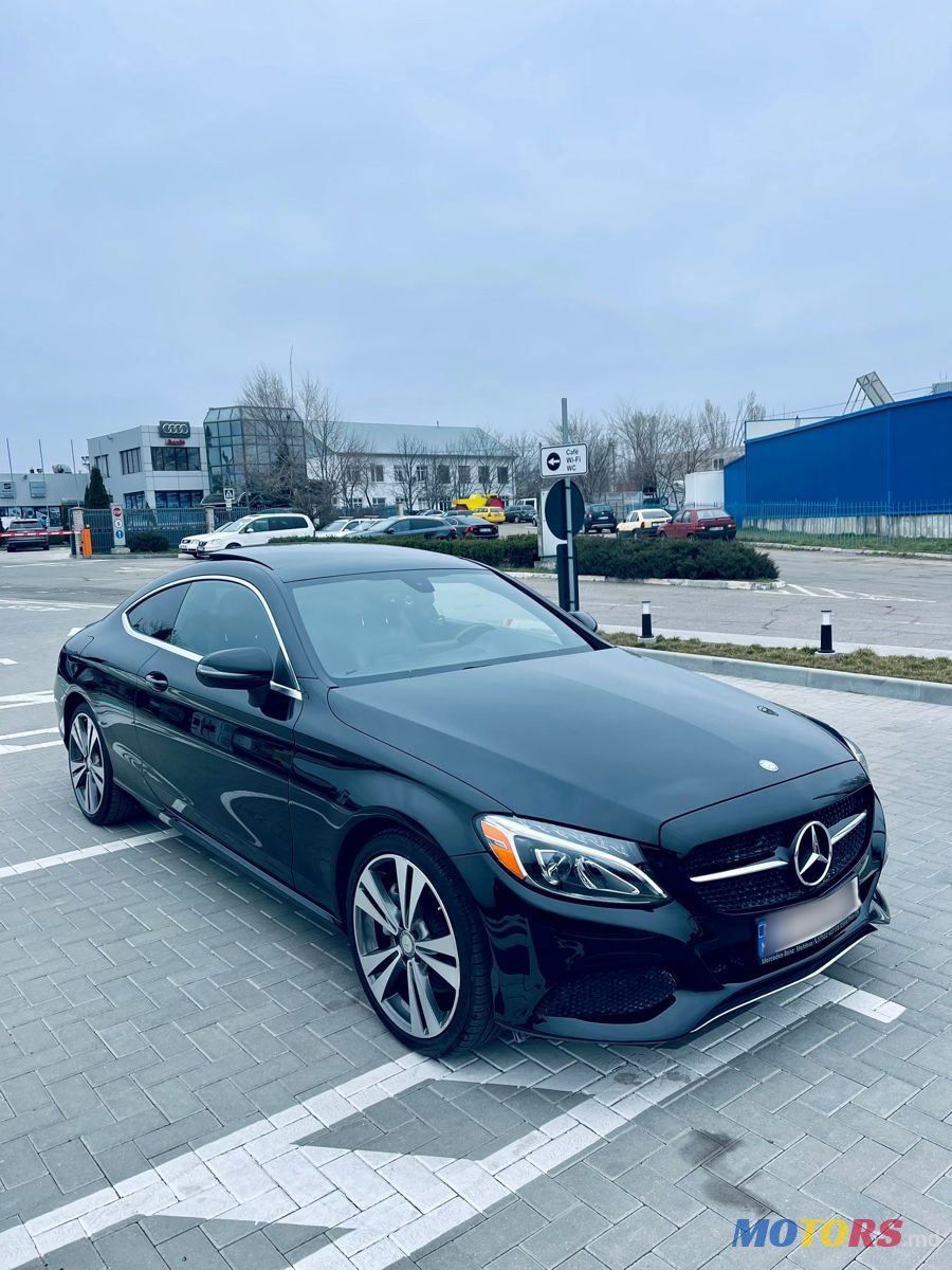 2016' Mercedes-Benz C-Class photo #2