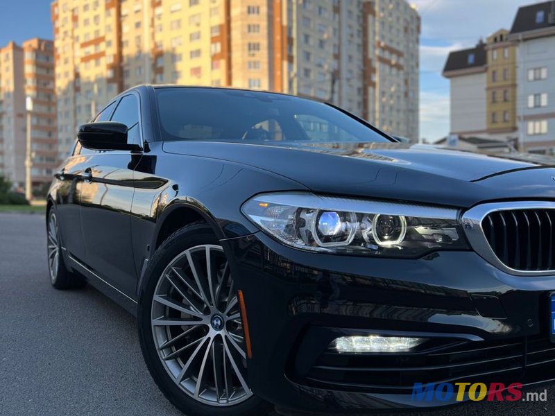 2018' BMW 5 Series photo #2