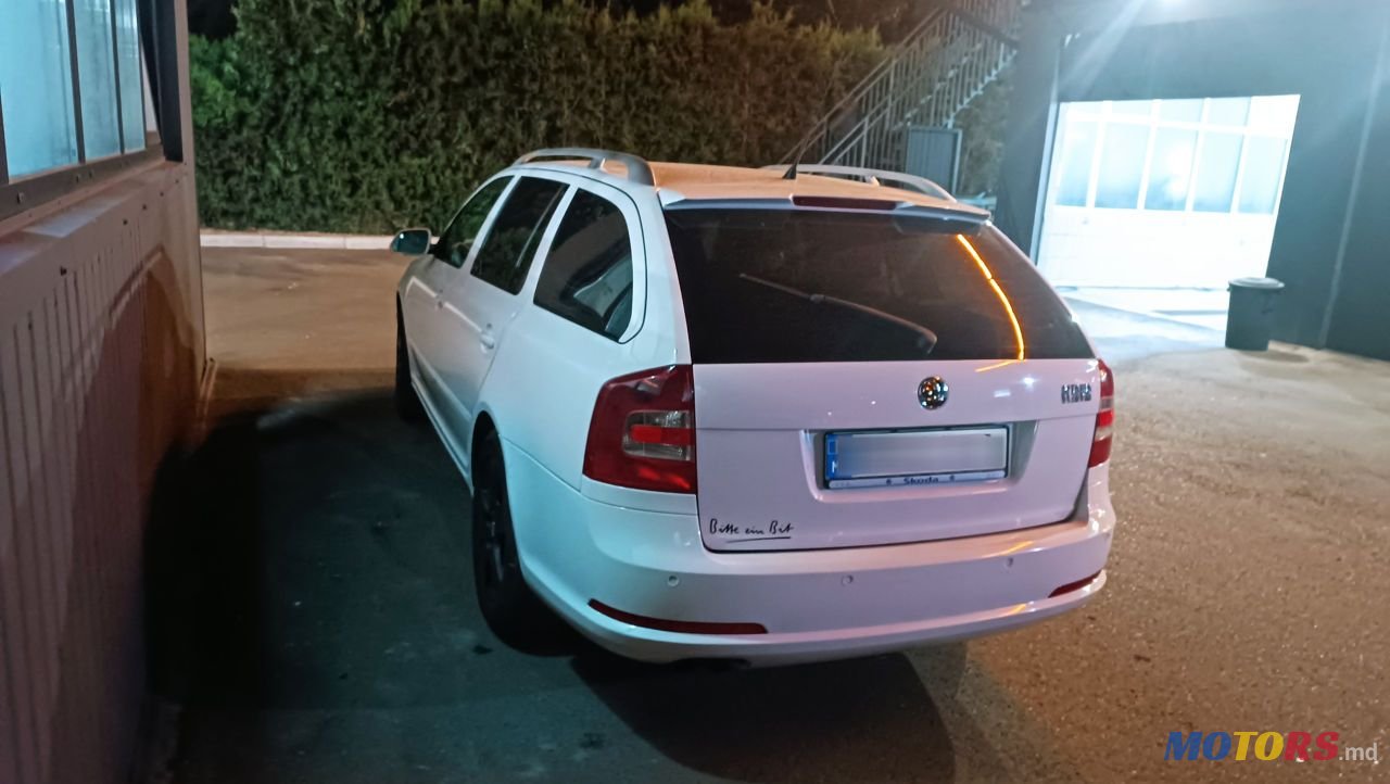 2009' Skoda Octavia photo #4