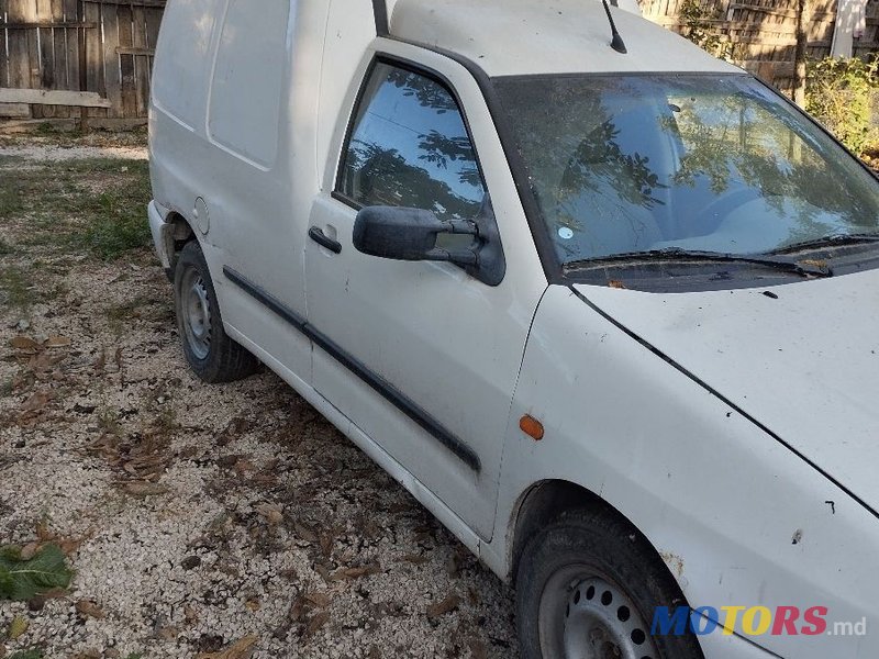 2002' Volkswagen Caddy photo #2