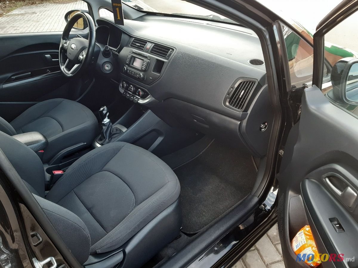 2014' Kia Rio photo #6