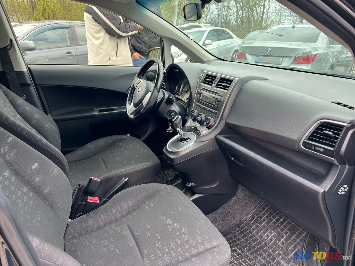 2012' Subaru Trezia photo #4