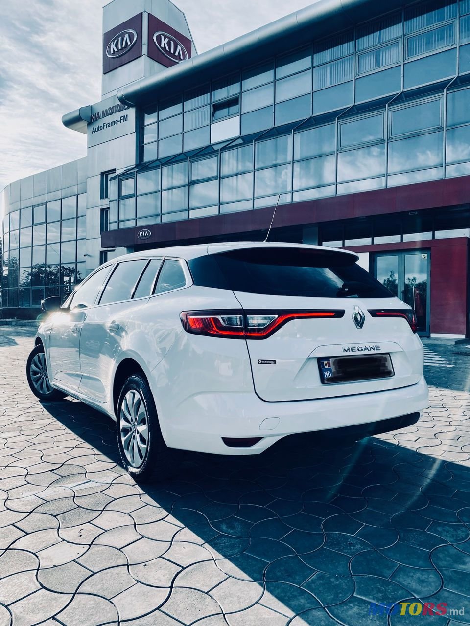 2016' Renault Megane photo #2