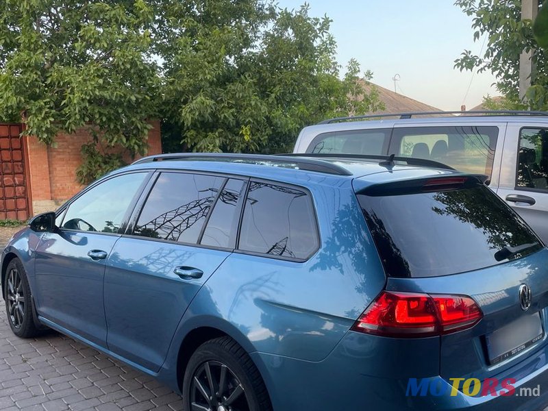 2015' Volkswagen Golf photo #4