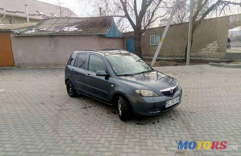 2002' Mazda 2 photo #1