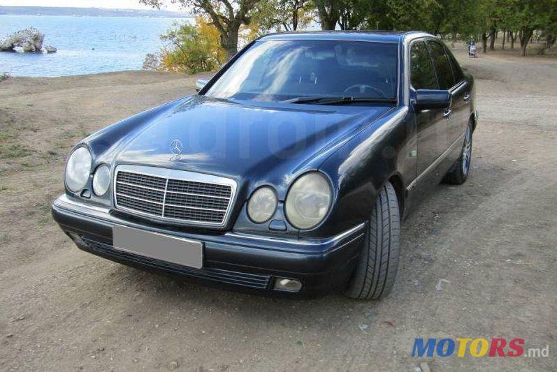 1997' Mercedes-Benz E photo #1