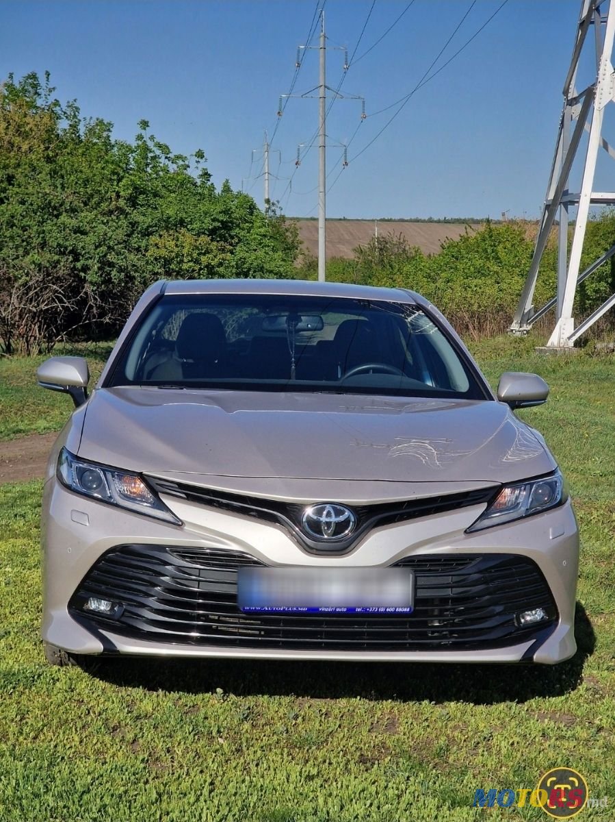 2018' Toyota Camry photo #1