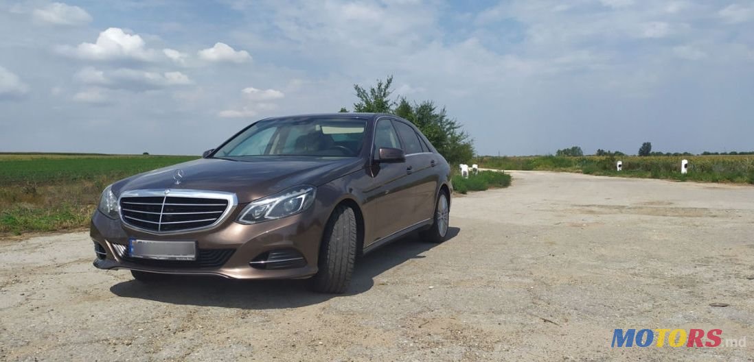 2013' Mercedes-Benz E-Class photo #2