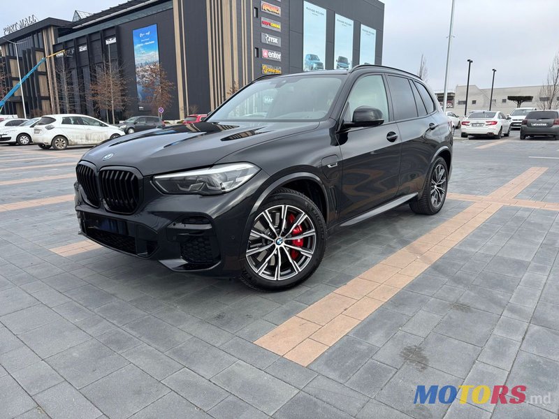 2022' BMW X5 photo #1