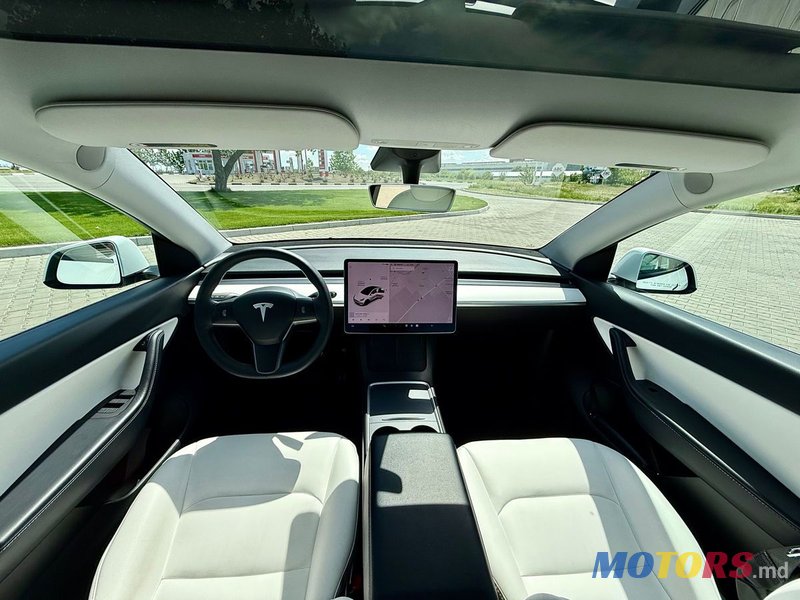 2022' Tesla Model Y photo #6