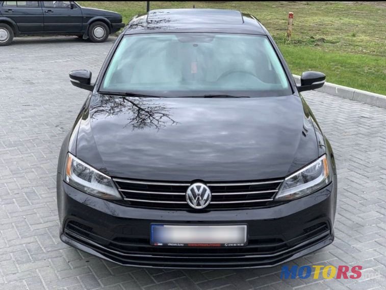 2016' Volkswagen Jetta photo #2