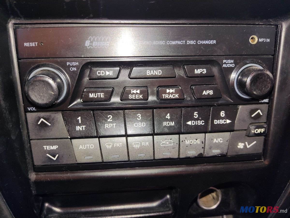 2009' Isuzu photo #4