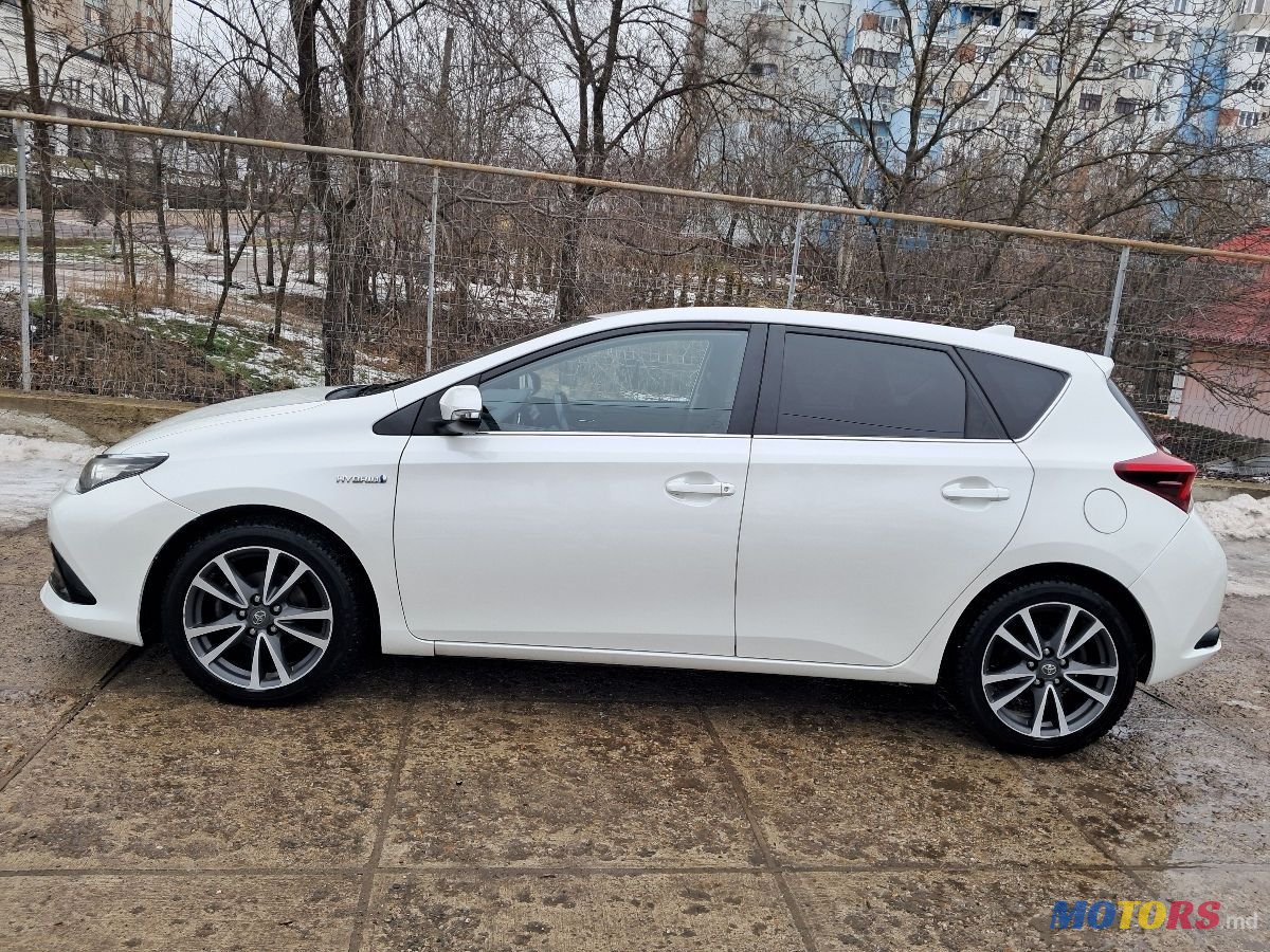 2018' Toyota Auris photo #3
