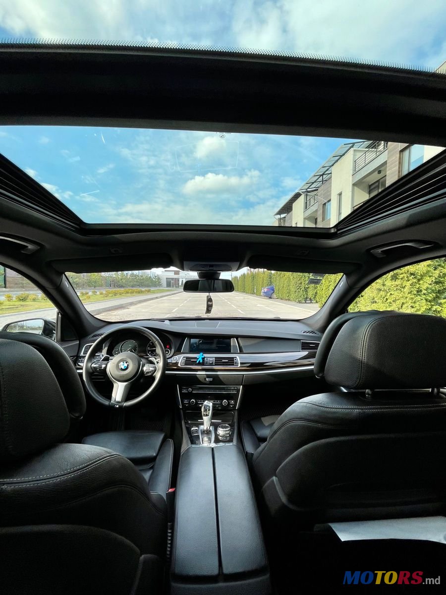 2013' BMW 5 Series photo #6