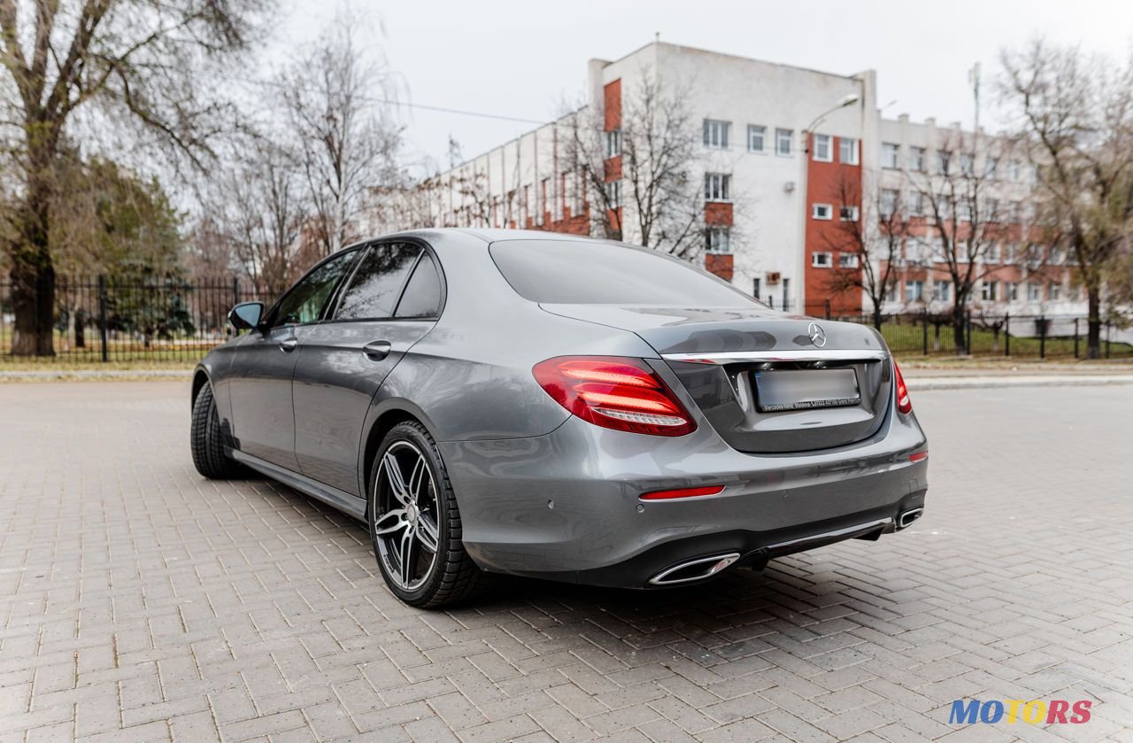 2017' Mercedes-Benz E Класс photo #4