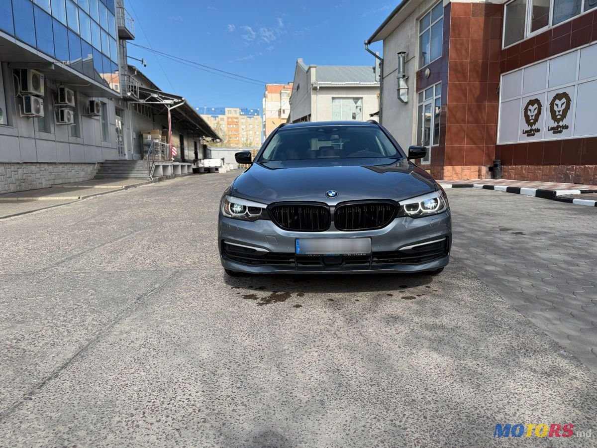 2018' BMW 5 Series photo #1