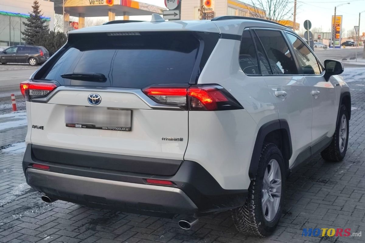 2021' Toyota RAV4 photo #4