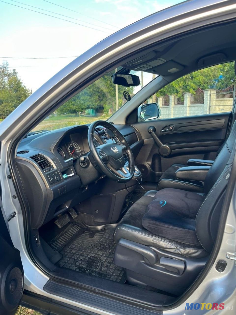 2011' Honda CR-V photo #1