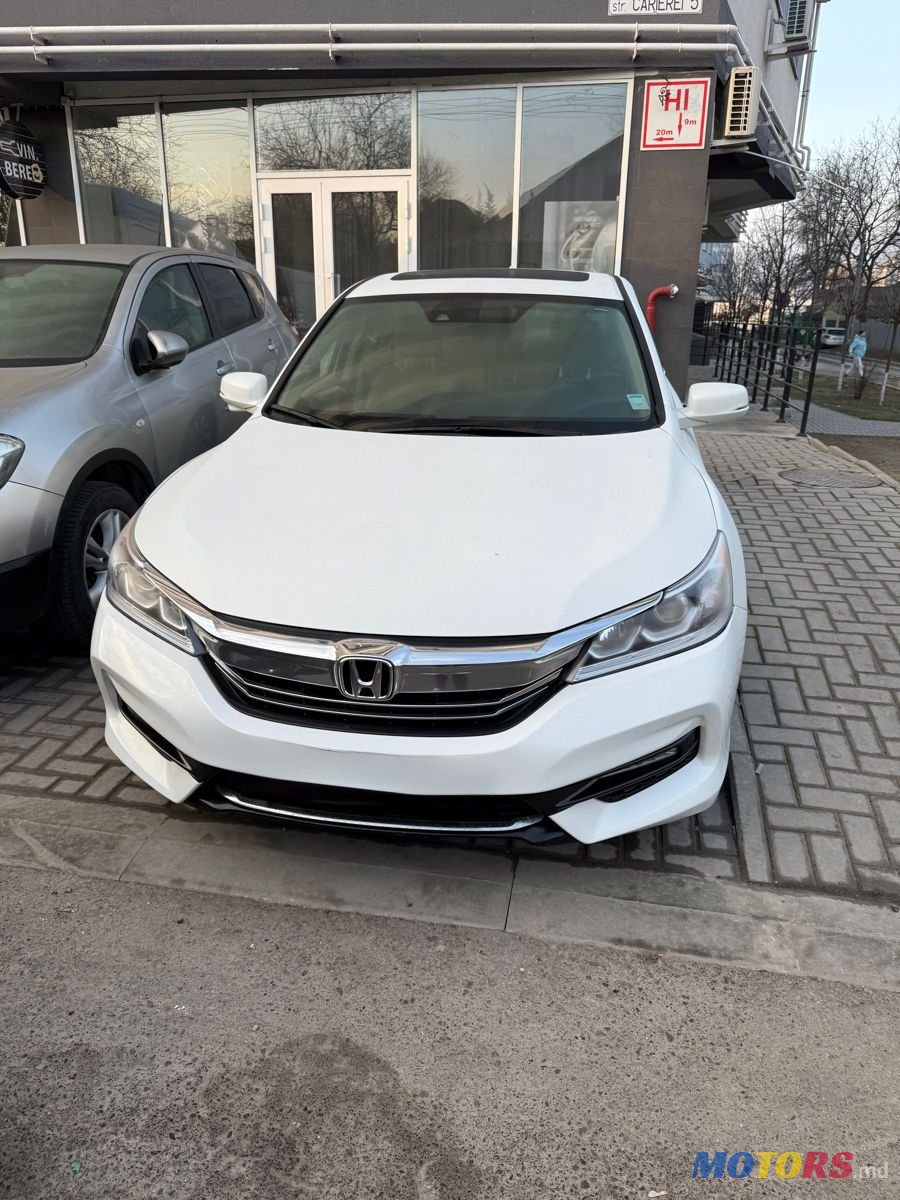 2017' Honda Accord photo #4