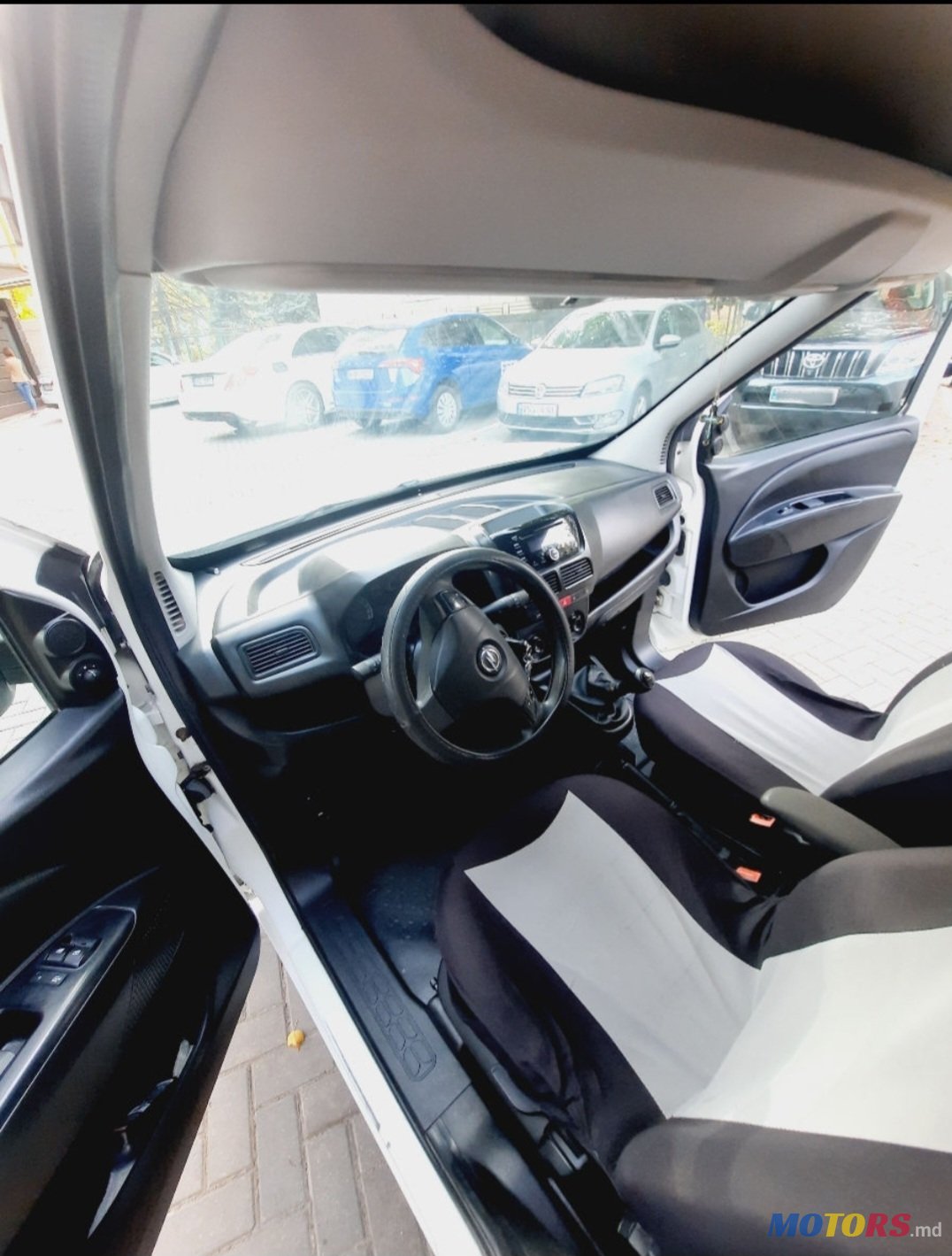 2014' Opel combo photo #6