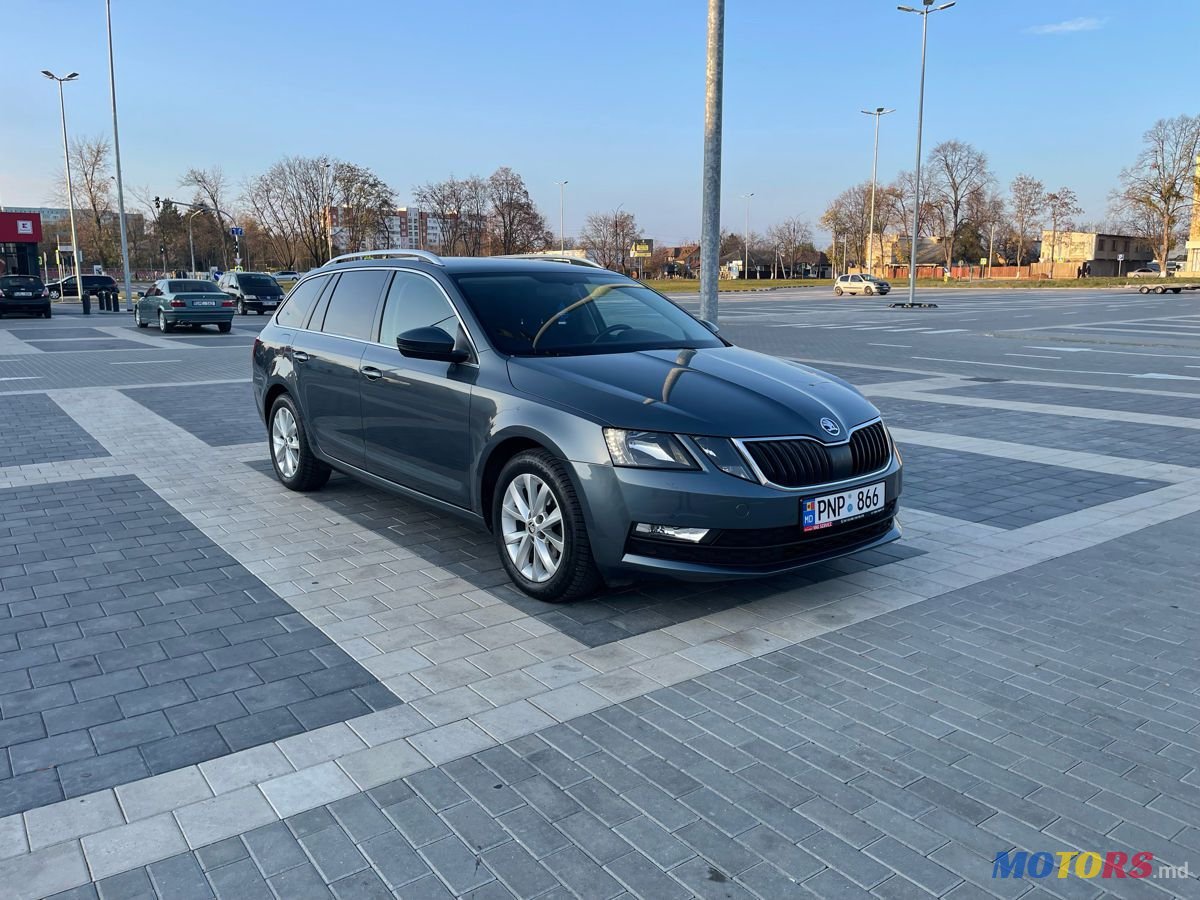 2018' Skoda Octavia photo #5