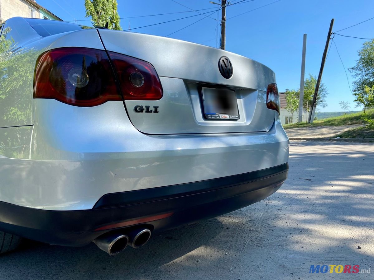 2007' Volkswagen Golf photo #6