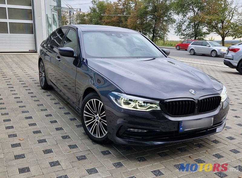 2017' BMW 5 Series photo #3