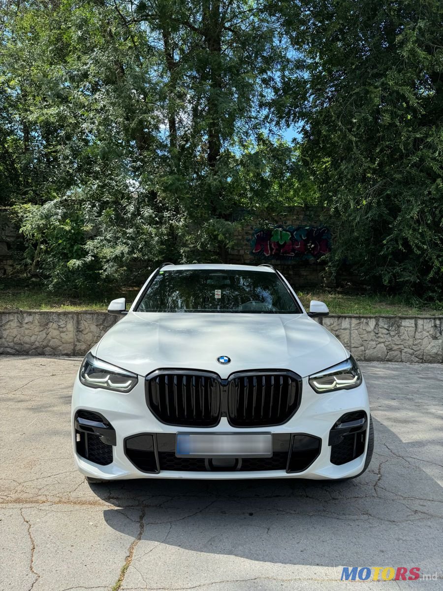2021' BMW X5 photo #1