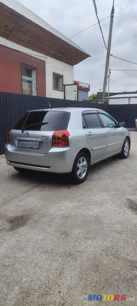 2005' Toyota Corolla photo #4