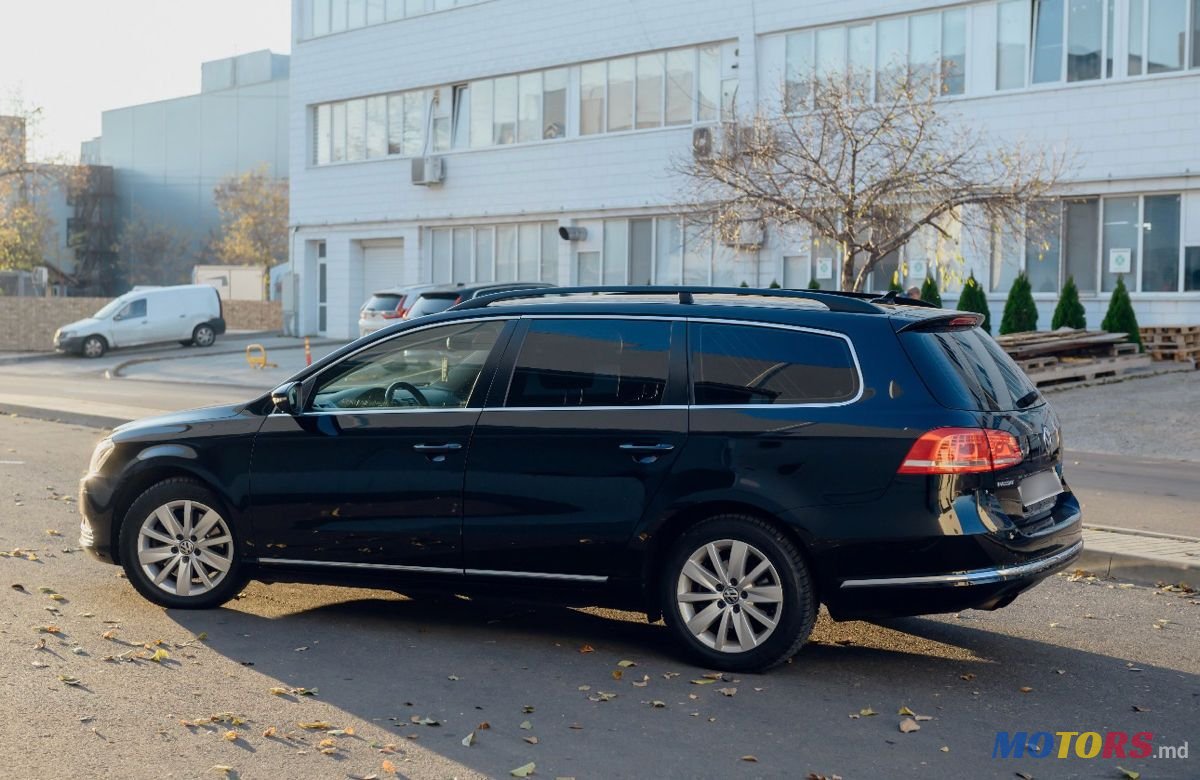 2014' Volkswagen Passat photo #3