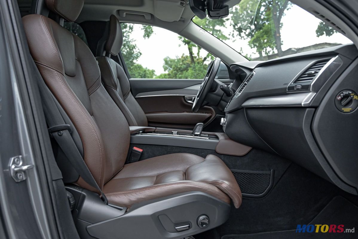 2019' Volvo XC90 photo #6