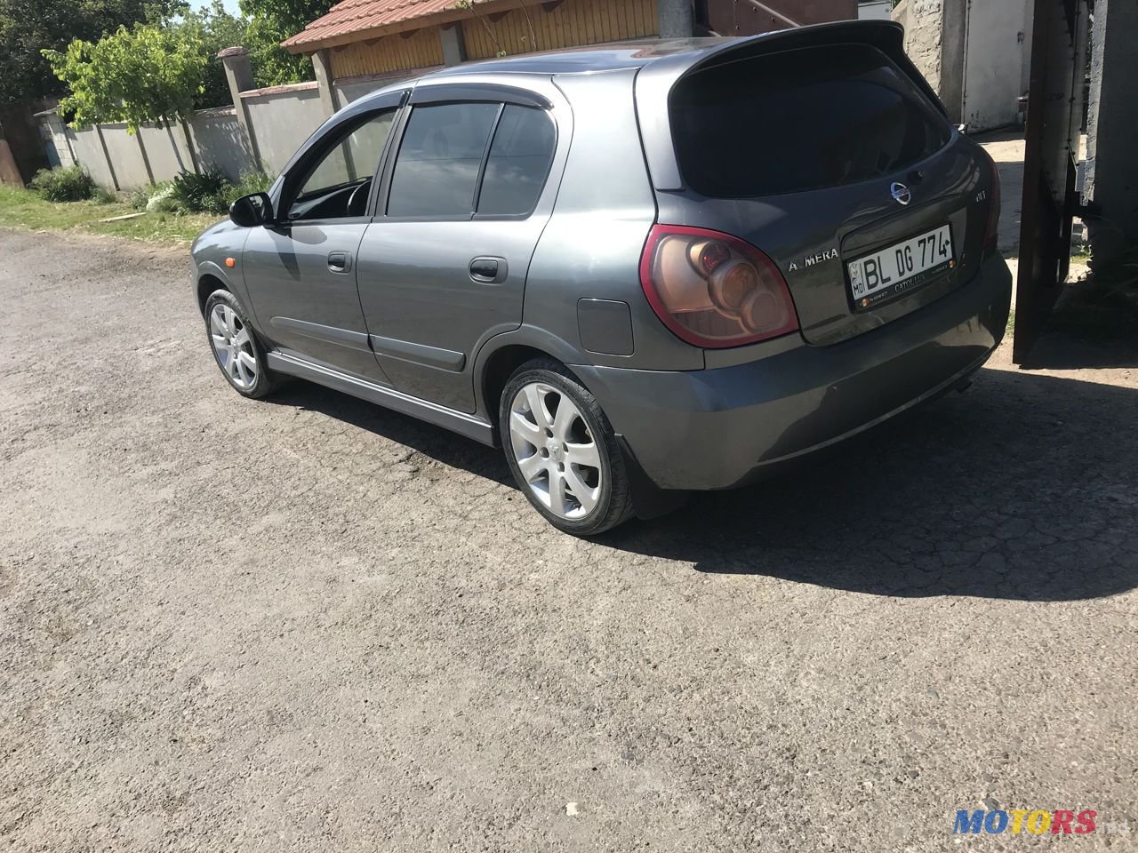 2003' Nissan Almera photo #6