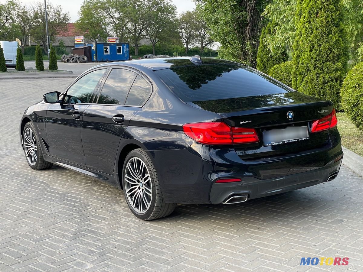 2020' BMW 5 Series photo #3
