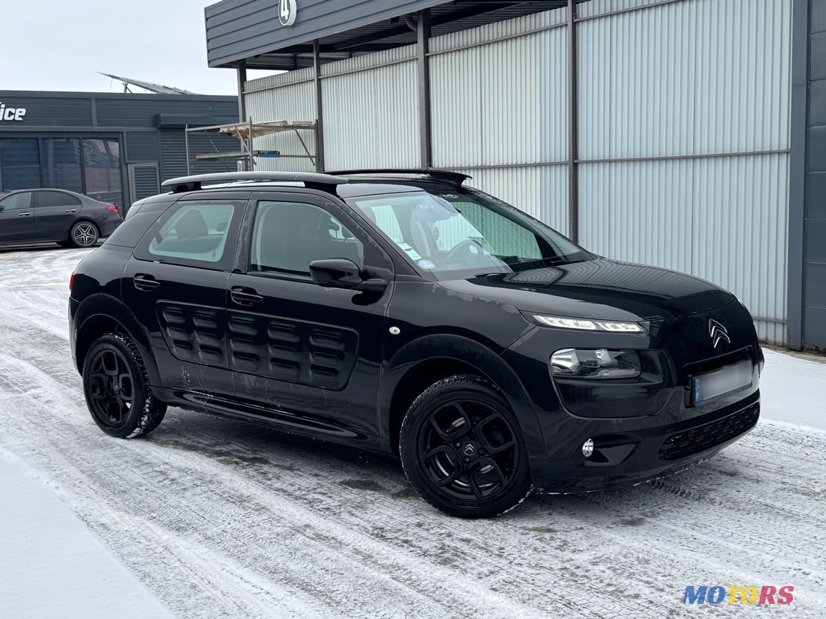 2015' Citroen C4 Cactus photo #2