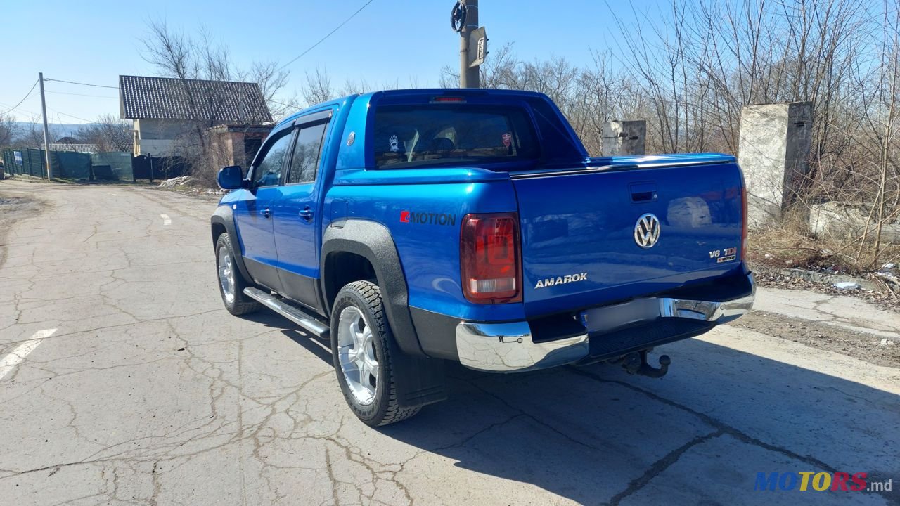 2018' Volkswagen Amarok photo #6