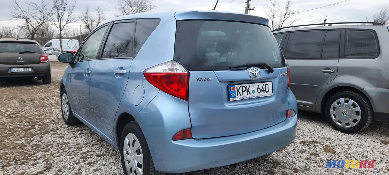 2013' Toyota Verso-S photo #3