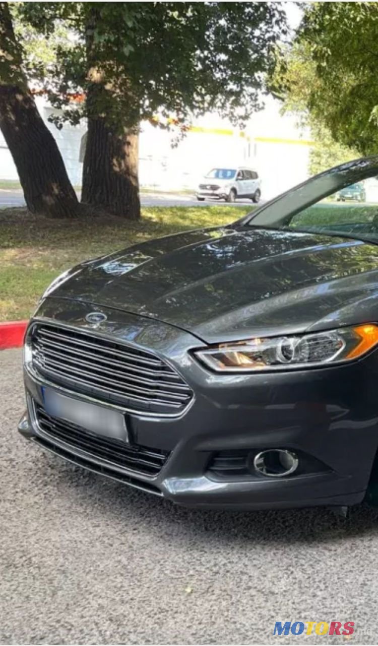 2014' Ford Fusion photo #5